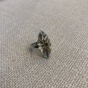 Kendra Scott ring size 7